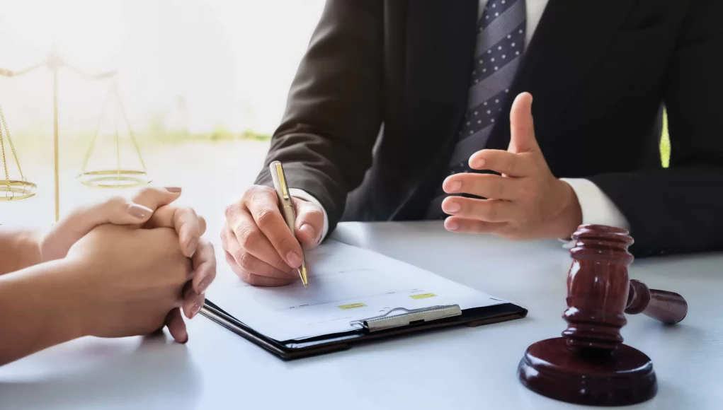 Experiencing Personal Injury Experiencing Personal Injury