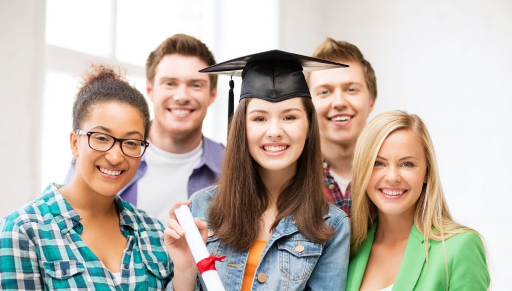 Pursuing an MBA Degree Pursuing an MBA Degree